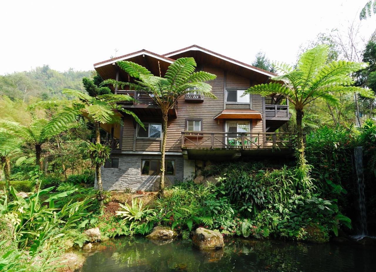 Shinmingshan Holiday Inn Lugu Exterior photo